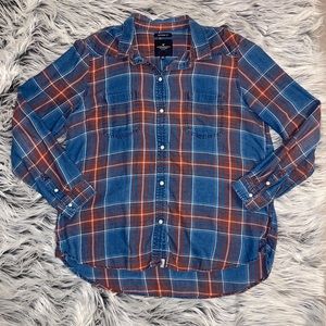 American Eagle Boyfriend Fit Plaid Button Up